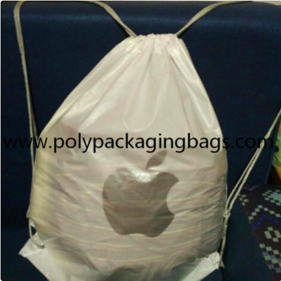 Dwuwarstwowy plecak ze sznurkiem z tworzywa CPE PE STR